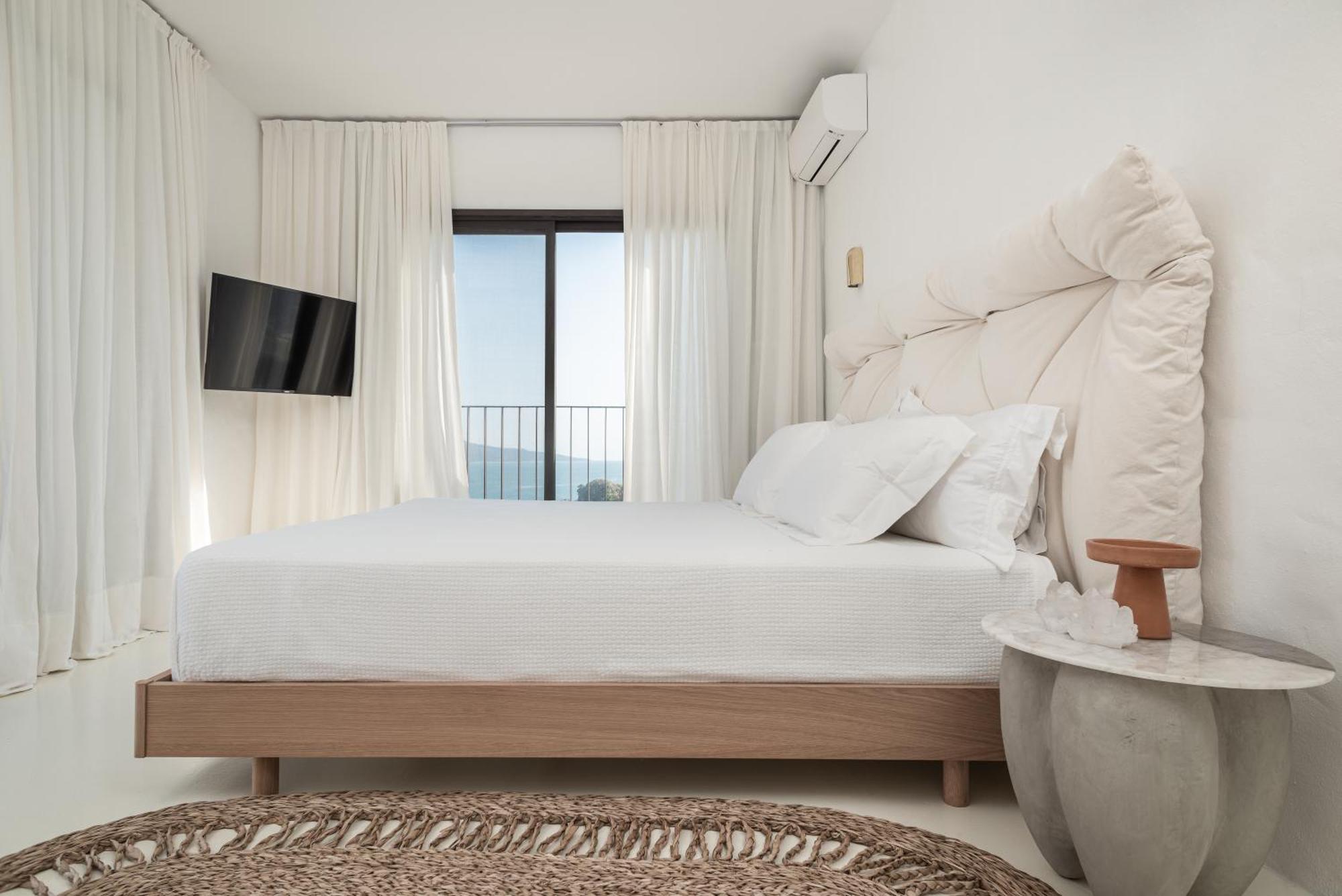 Hotel Miradouro De *